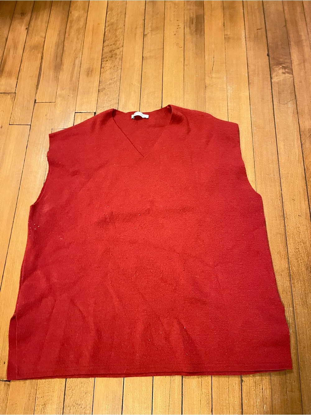 Zara Women’s Red V-Neck Knit Tank Top